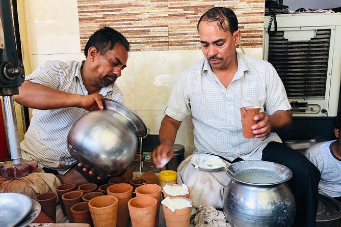 Jaipur Guided Food Walk Eat Just Like a Local - Eating through Tripolia Bazar