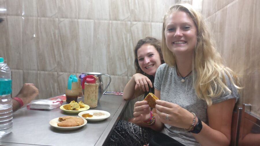 Jaipur: History Street Food Tour with Local Guide - Masala chai and the clay-pot finish