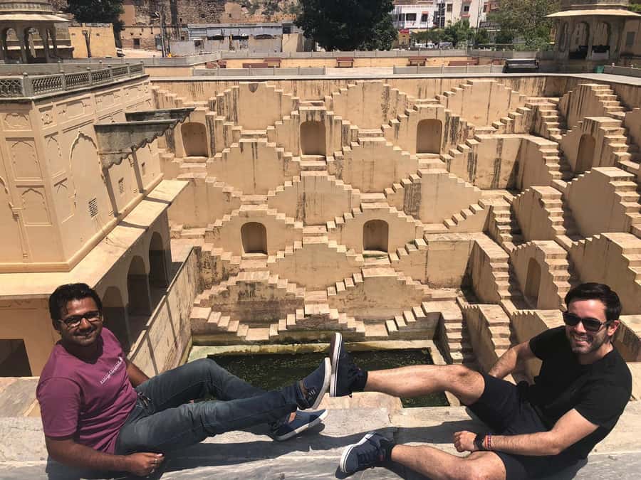 Jaipur: Private Full Day City Tour With Street Food - What the $14 Price Really Buys You