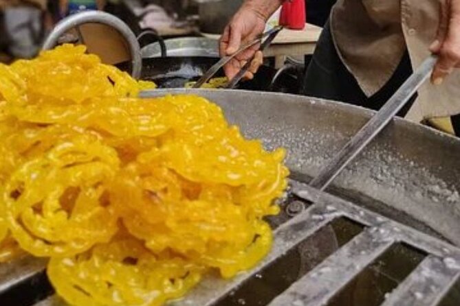 Jaisalmer Street Food Crawl Guided Local Food Tasting Tour - What the guide adds to each bite