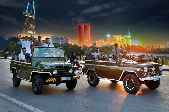 Jeep Tour Saigon By Night : FRESH SEAFOOD, STREET FOOD & SKY BAR - Key points to know before booking