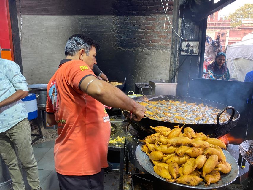 jodhpur: street food tour with over 8 food tastings - Clock Tower Market and the first savory bites