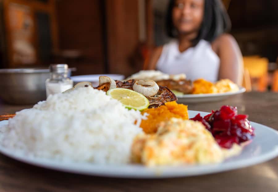 Johannesburg: Local Food Tasting Guided Walking Tour - Why this Johannesburg food tour feels different