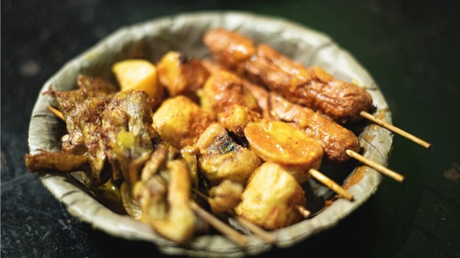 Kathmandu Local Food Hunt Tour - Five tastings, with room for local choices