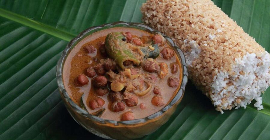 Kochi: Local Street Food Guided Walking Tour with Tastings - Markets, fruit, and the pleasure of trying something new