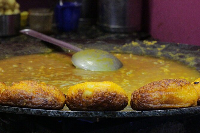 Kolkata Midtown Madness- A Street Food & Nightlife Tour - Kathi rolls and a change of scenery