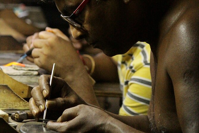 Kolkata Midtown Madness- A Street Food & Nightlife Tour - Bowbazar and a Portuguese devotee’s Kali temple