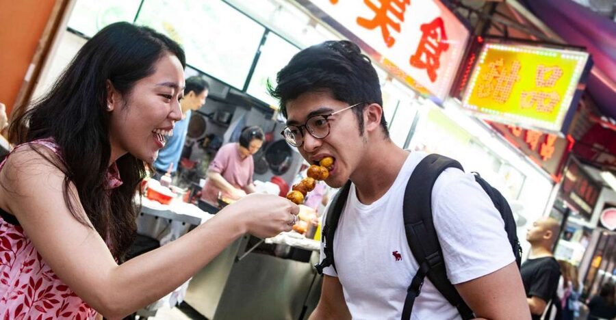Kowloon: Private Night Markets & Street Food Experience - Starting with a local, not a fixed script