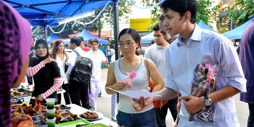 Kuala Lumpur: Half Day Local Food Walking Tour - How much food, and what kind?