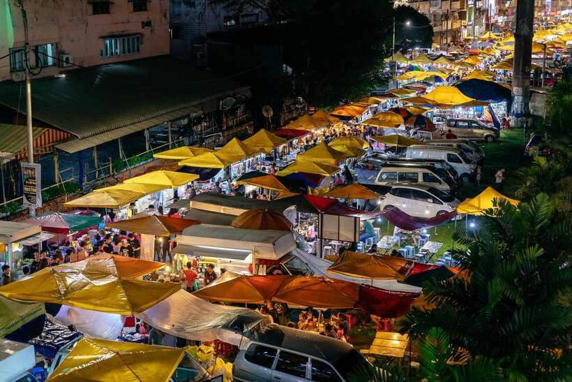 Kuala Lumpur: Local Street Food Night Tour - Practical details before you book