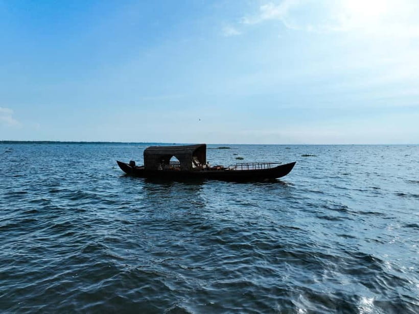 Kumarakom: Sunset Cruise with Village Life and Local Food - Setting out from Kumarakom’s Canoe Kerala dock