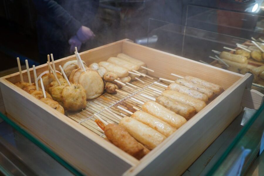 Kyoto: Nishiki Market Brunch Walking Tour-7 Tastings+Brunch - Two hours inside Nishiki Market