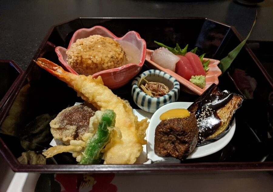Kyoto: Nishiki Market Food Tour - Meeting the people behind the counters