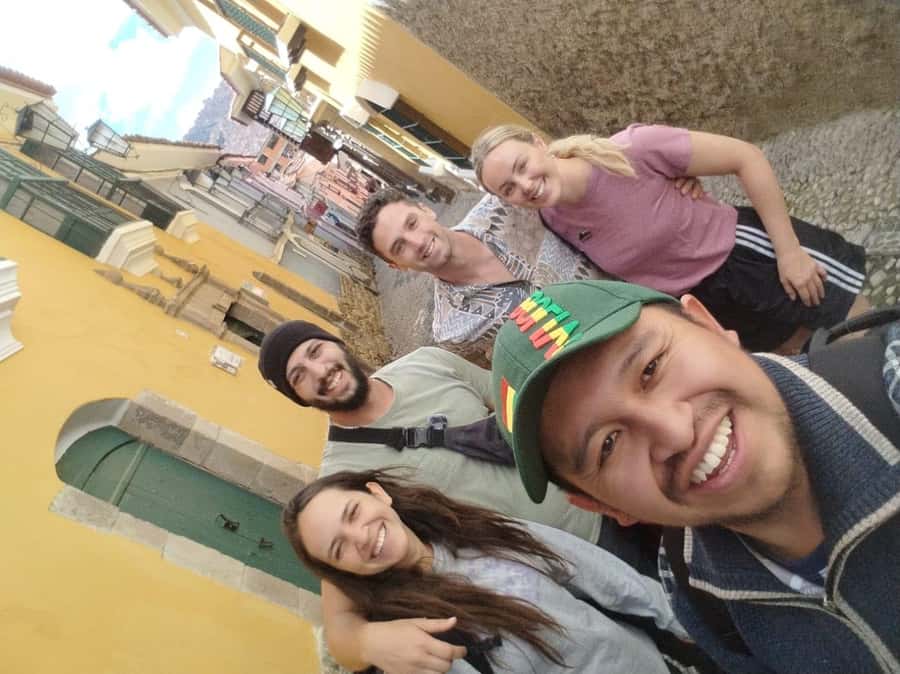 La Paz: Street Food Walking Tour - Lanza Market and your first Bolivian drink