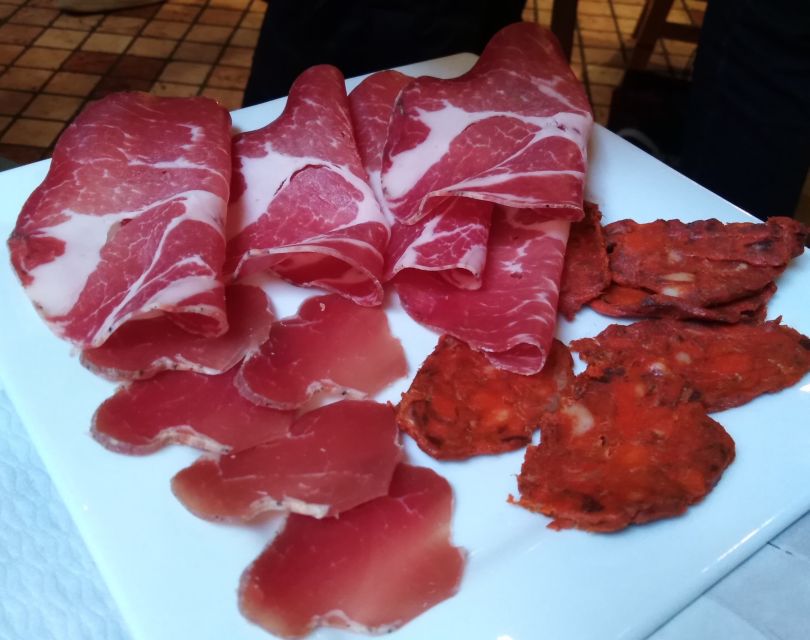 Lake Como: Food Walking Tour - Pizza eaten the local way