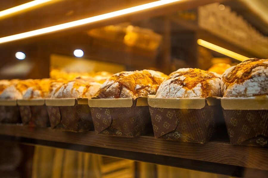 Lake Como: Food Walking Tour - Espresso and a natural finish