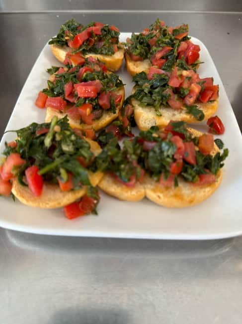 Lecce: Guided Street Food Walking Tour with Food and Wine - Who should book this Lecce food walk