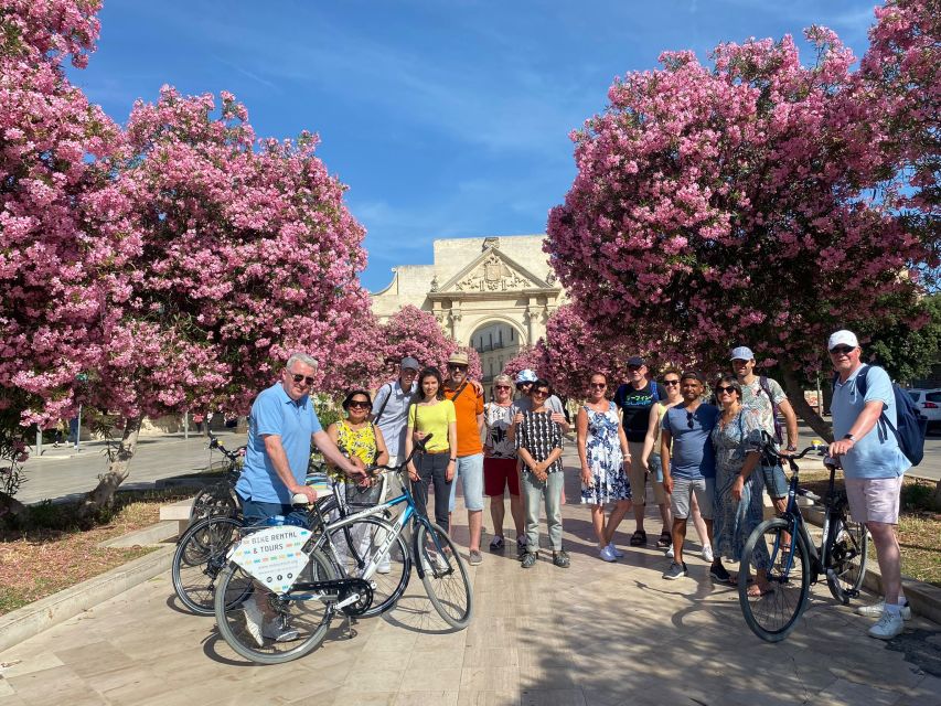 Lecce: Guided Tour & Street Food Tasting by Bike - Piazza Sant’Oronzo and the Roman amphitheater