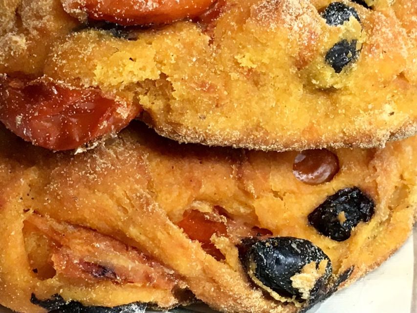 Lecce: Street Food Tasting and Sightseeing Tour - Pace, group size, and guide style