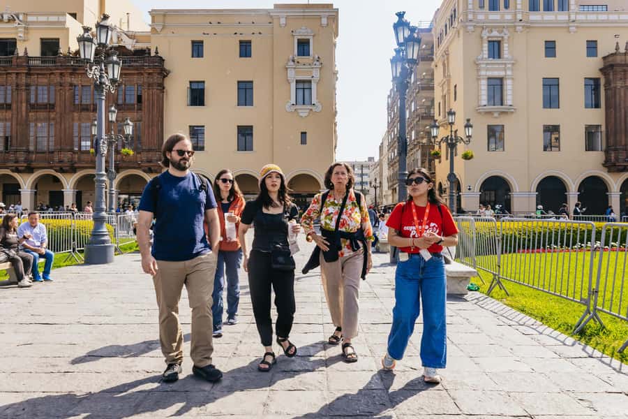 Lima: Historic Center Street Food, Market, and Eateries Tour - Local eateries and the first Peruvian flavors