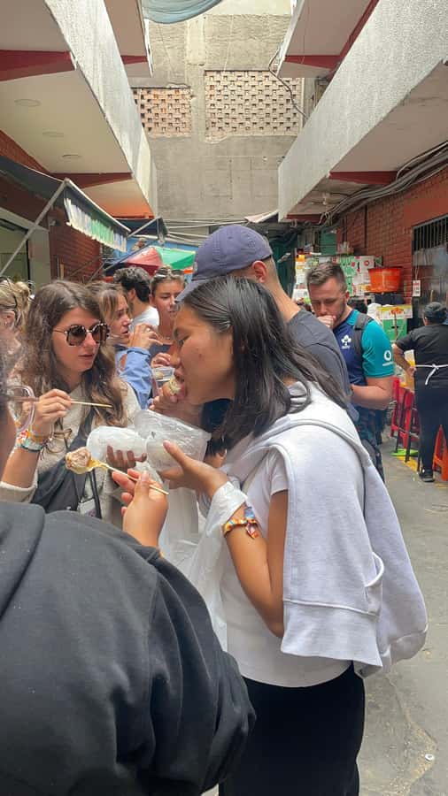 Lima Street Food: A gastronomic adventure through the city. - Who should book this Lima experience?