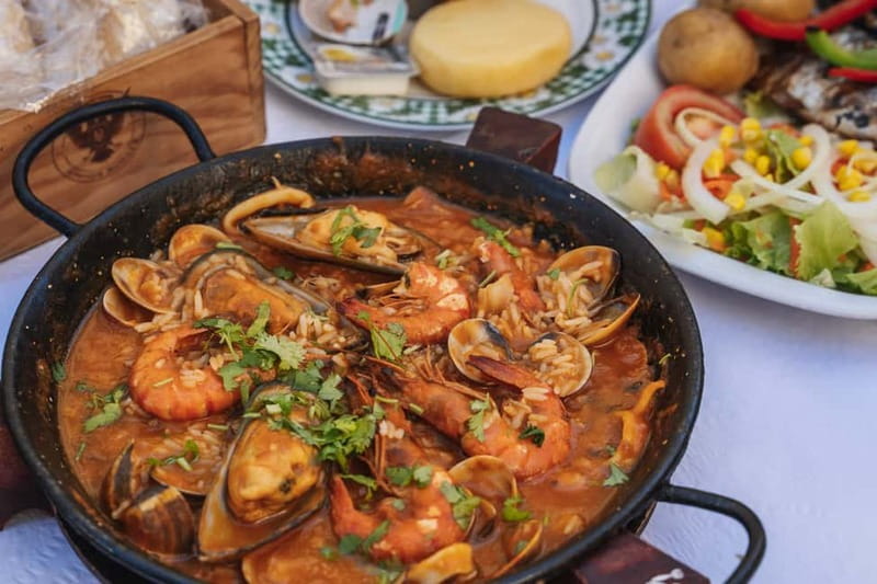 Lisbon: Baixa Food Walking Tour with Drinks - Starting with ginjinha in Praça da Figueira