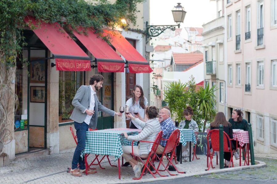Lisbon: Evening Local Food Crawl with Drink Pairings - How much value do you get for $81?