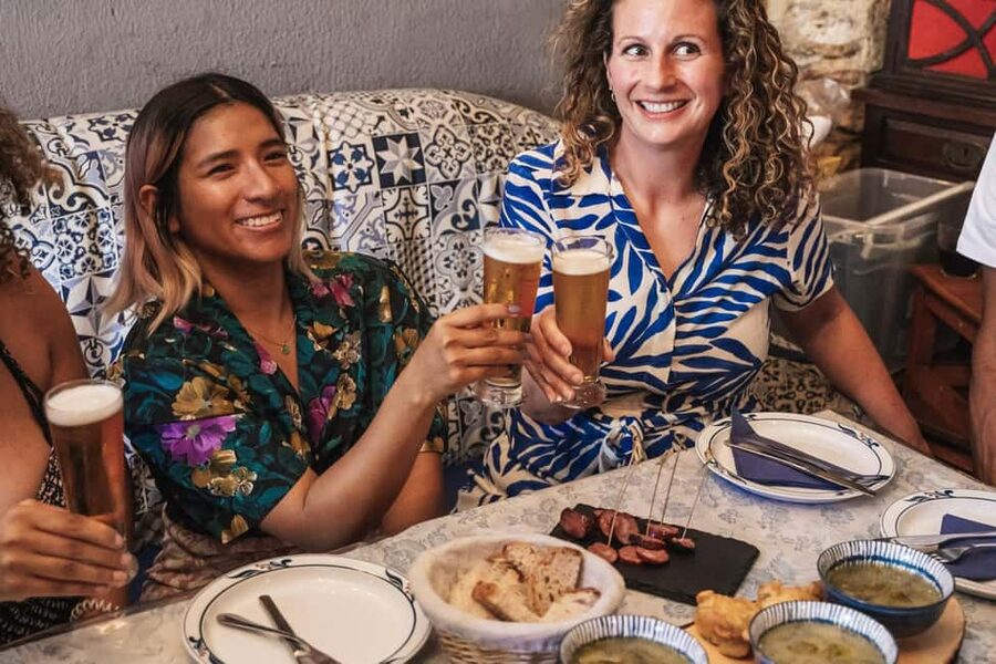 Lisbon: Food Crawl Walking Tour with Local Tastings - Ginjinha, vinho verde, and four local drinks
