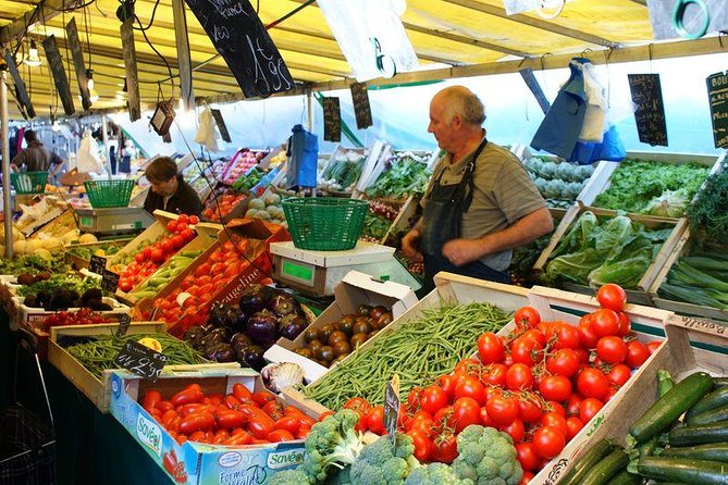 Local Food Market Walking Tour near the Marais - Meeting near Bastille, then entering the market