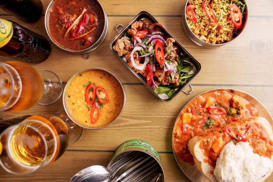 Local Foodie Adventure in London: 10+dishes, drinks and more - Key points at a glance