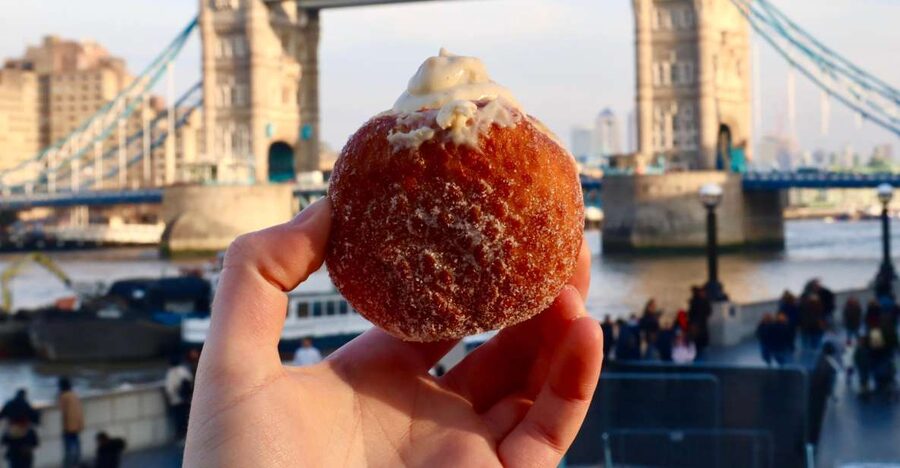 London: Borough Market Food Tour with 6+ Authentic Tastings - Fish and chips, the main event