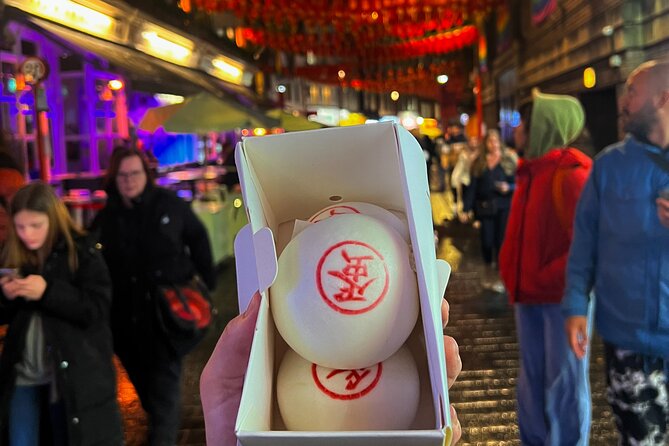 London Bridge & Borough Market Food Tour with 7 Authentic Dishes - First bites: bacon, eggs, and sausage rolls
