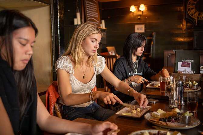 London Food Walking Tour: Taste Your Way Through Soho & Chinatown - Stop three: a Chinese bun in Chinatown