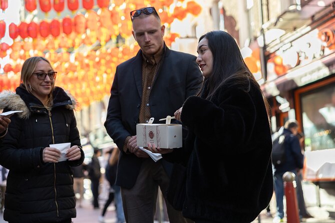London Food Walking Tour: World Flavours in Soho & Chinatown - Key points to know before booking