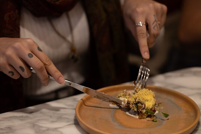 London Food Walking Tour: World Flavours in Soho & Chinatown - The food restrictions are a serious consideration