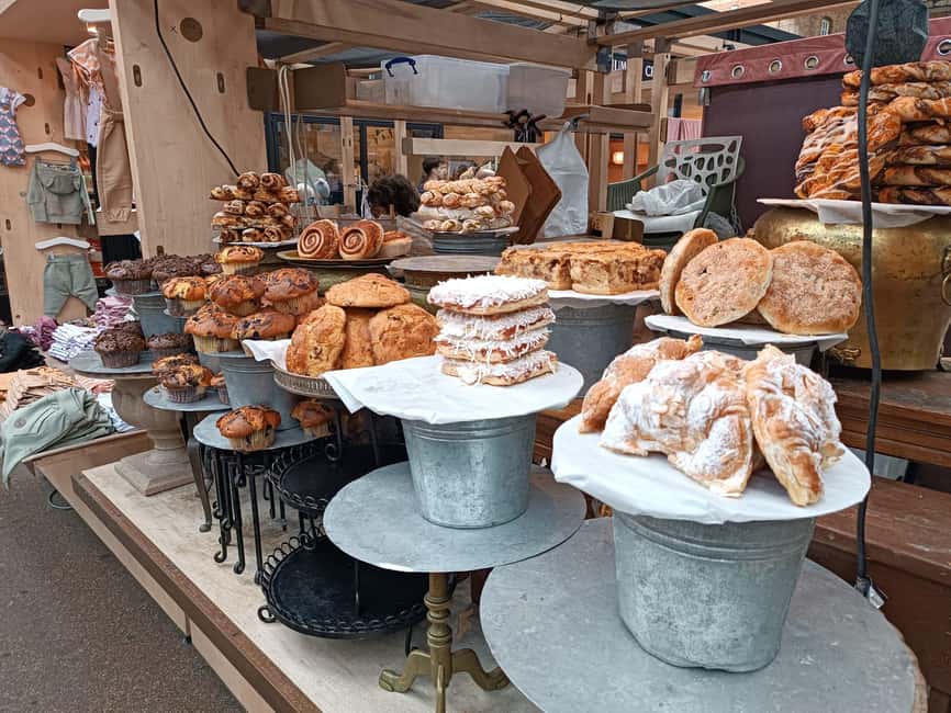 London: Soho, Chinatown, & Covent Garden Food Walking Tour - The pub stop explains London’s drinking culture