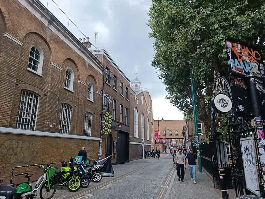 London: Soho, Chinatown, & Covent Garden Food Walking Tour - Soho brings British comfort food to the table