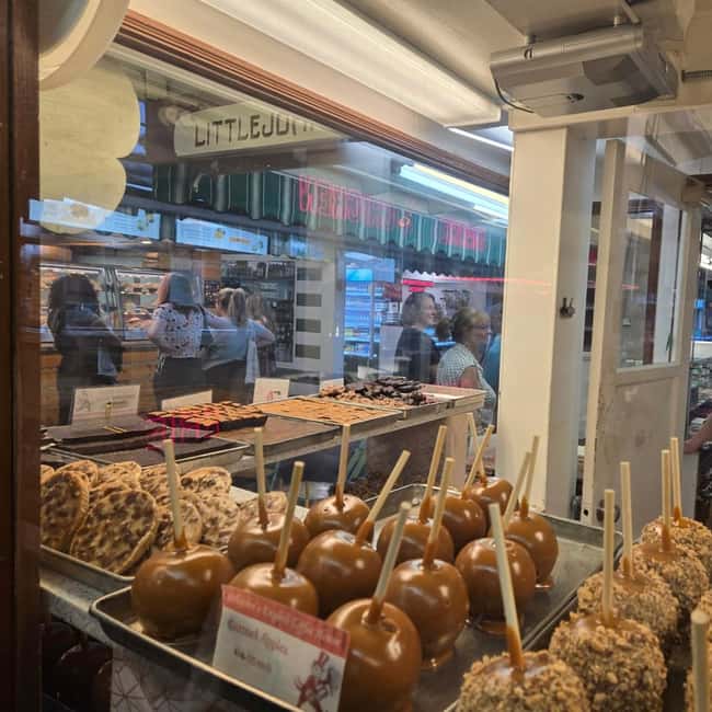 Los Angeles: Original Farmers Market Food & History Tour - Handmade candy and the sweet opening tastes