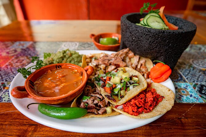 Lucha Libre, Tacos, Margaritas,Tequila and Night Market Tour - Making a tortilla, mariachi, and the night market