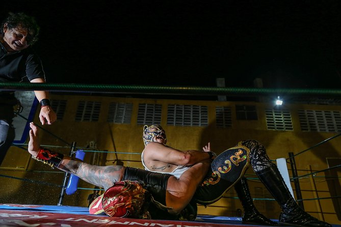 Lucha Libre, Tacos, Margaritas,Tequila and Night Market Tour - Margaritas, beer, and five tequila samples
