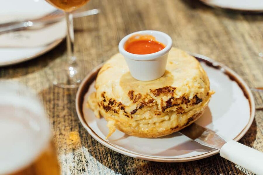 Madrid: Food Walking Tour with Drink and Local Guide - Should you book it?