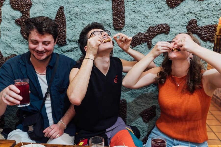 Madrid: Tapas Food Crawl with 6 Tapas and 4 Drinks - Should you book it?