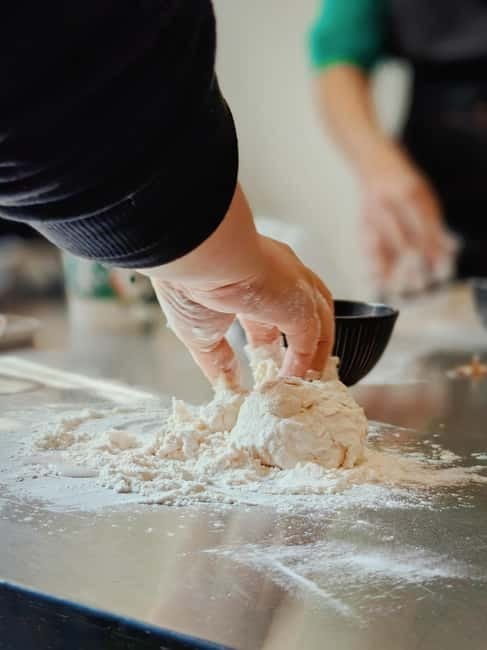 Make Soup Dumpling: Vegan or Pork in Shanghai Shikumen - Choosing Vegan or Pork Filling