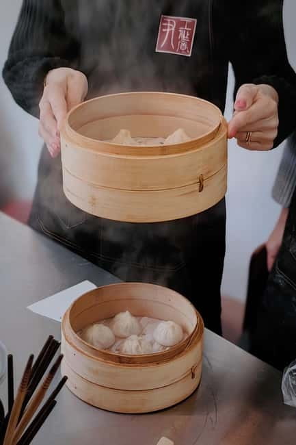 Make Soup Dumpling: Vegan or Pork in Shanghai Shikumen - Learning the Famous 18-Fold Pleat