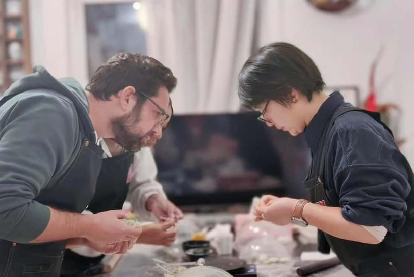 Make Soup Dumpling: Vegan or Pork in Shanghai Shikumen - Entering a Shanghai Shikumen Kitchen