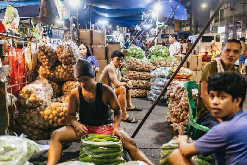 Manila: Guided Night Market Experience - Practical advice for a better evening
