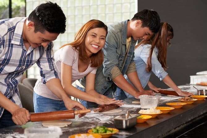 Market Food Tour in Florence + 4 courses lunch Cooking Class - Is the $88.76 price fair?