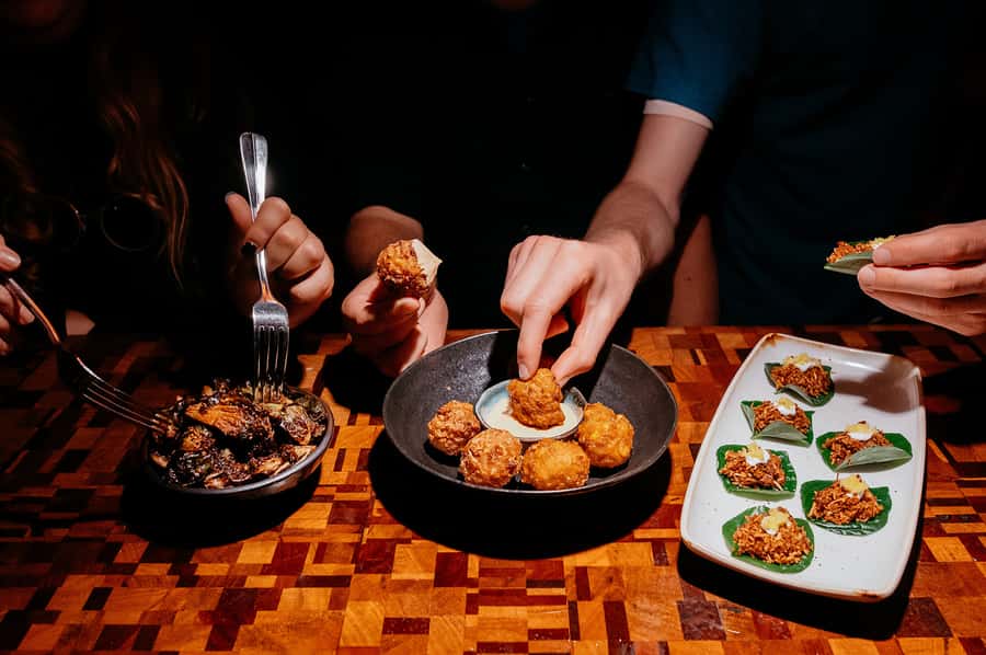 Melbourne: Guided Night-Time Food Walking Tour - What the $131 price really buys you