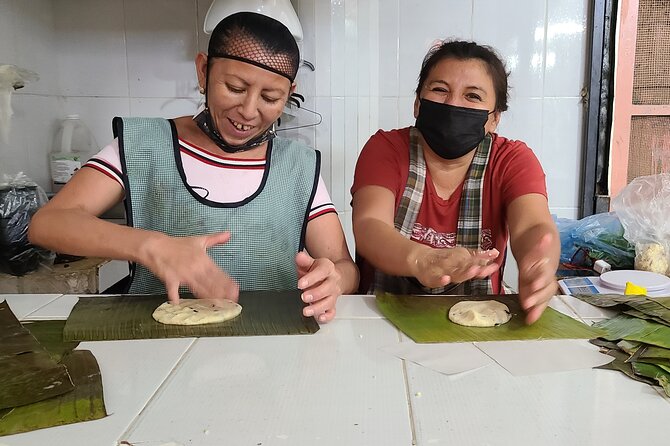 Merida Street Food Walking Tour - Cochinita pibil, panuchos, and Yucatecan antojitos