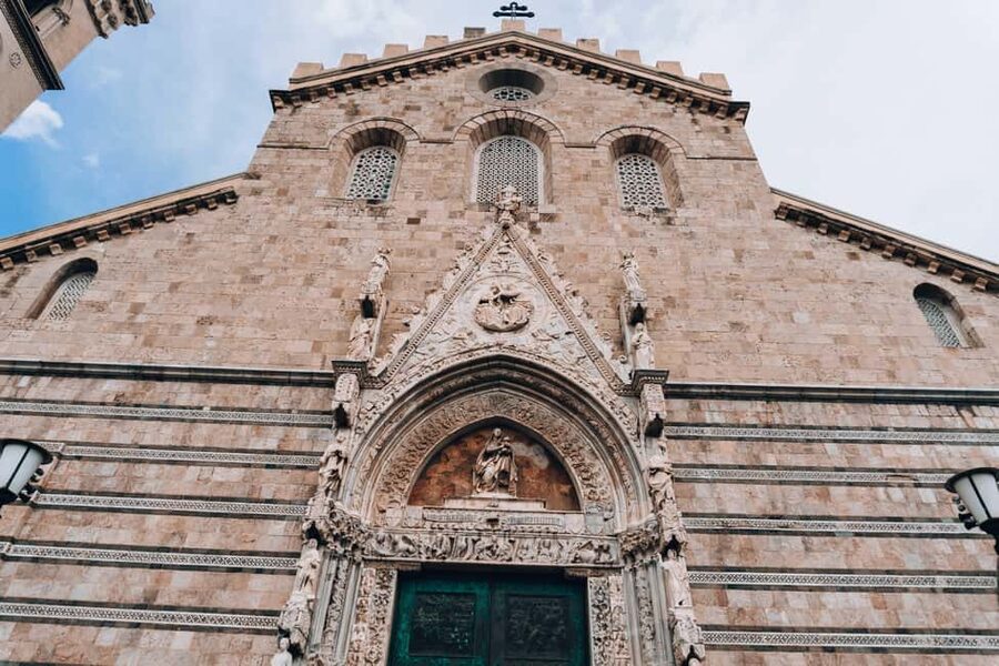 Messina Street Food Walking Tour and astronomical clock show - What you will eat, from granita to cannoli